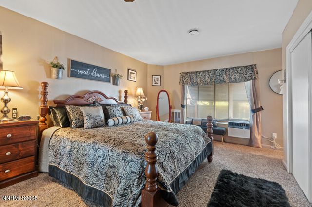 10 Lincoln Way, Sparks, NV 89431