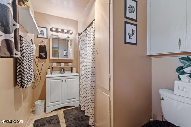 10 Lincoln Way, Sparks, NV 89431