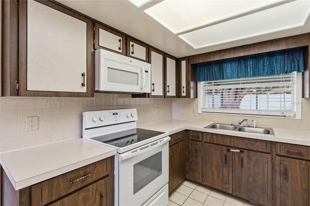 102 EASTERN FORK, Longwood, FL 32750