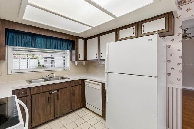 102 EASTERN FORK, Longwood, FL 32750