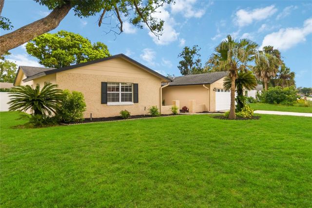 102 EASTERN FORK, Longwood, FL 32750