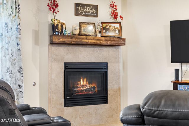 805 Mulberry Street, Tehachapi, CA 93561