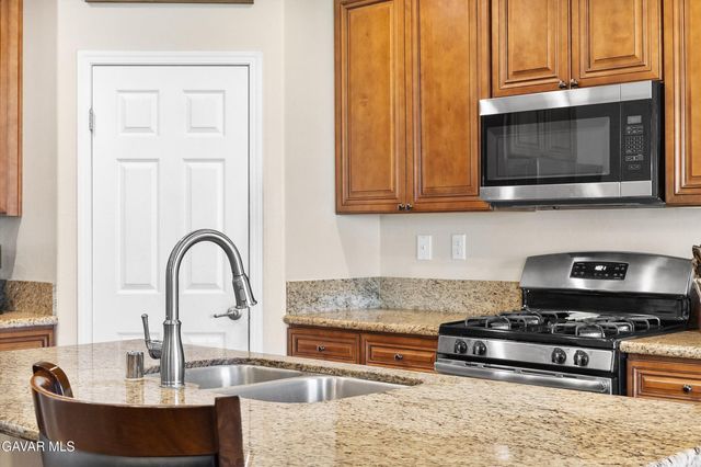 805 Mulberry Street, Tehachapi, CA 93561