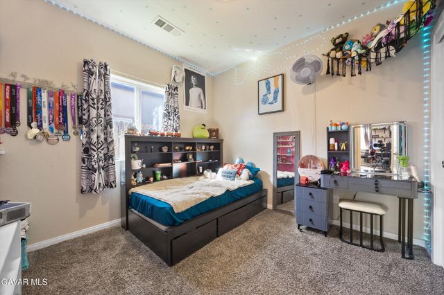 805 Mulberry Street, Tehachapi, CA 93561