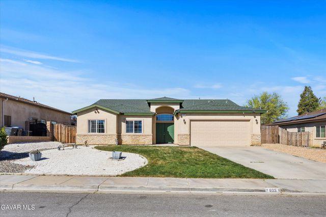 805 Mulberry Street, Tehachapi, CA 93561