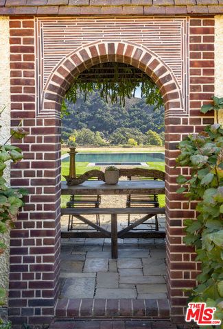 5200 Armour Ranch Road, Santa Ynez, CA 93460