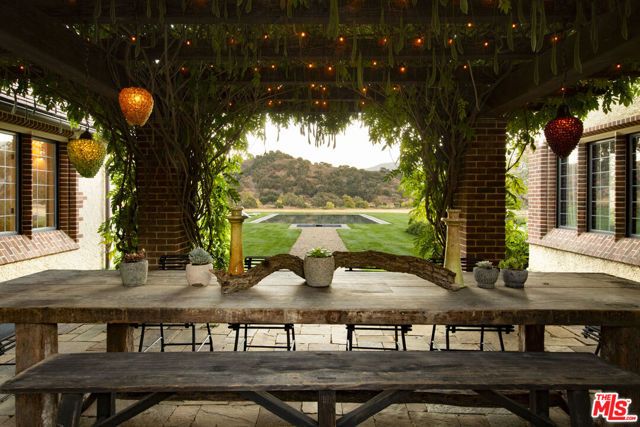 5200 Armour Ranch Road, Santa Ynez, CA 93460