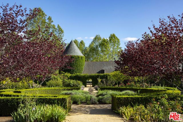 5200 Armour Ranch Road, Santa Ynez, CA 93460