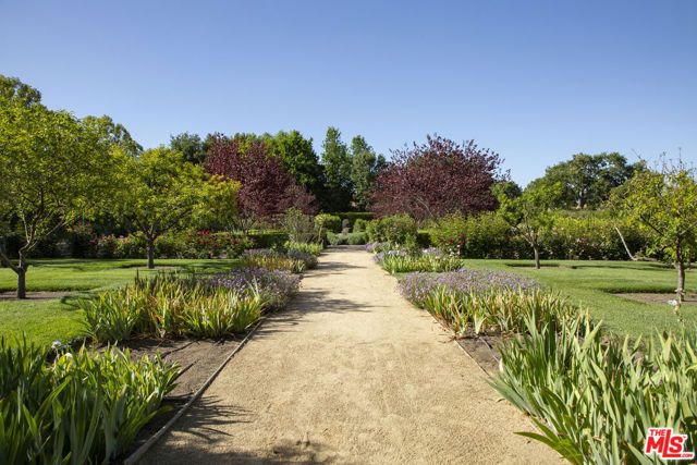 5200 Armour Ranch Road, Santa Ynez, CA 93460