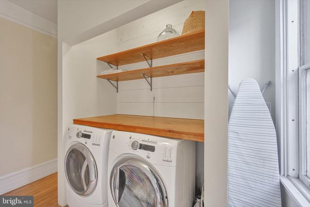 443 W JAMES ST, Lancaster, PA 17603