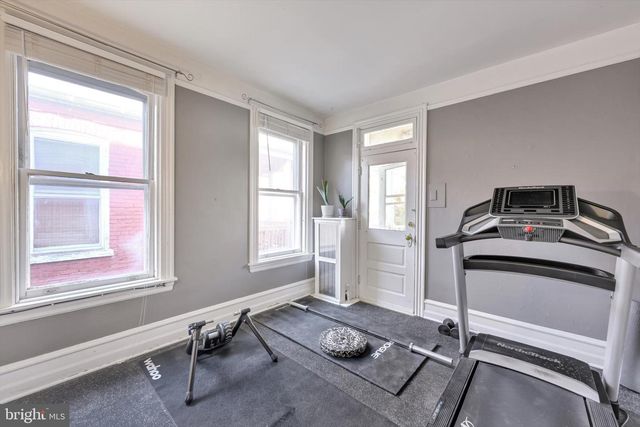 443 W JAMES ST, Lancaster, PA 17603