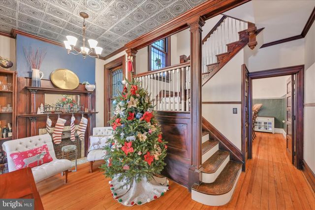 443 W JAMES ST, Lancaster, PA 17603