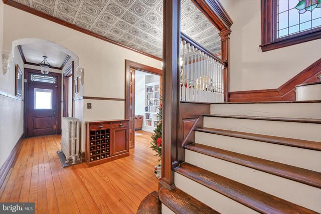 443 W JAMES ST, Lancaster, PA 17603