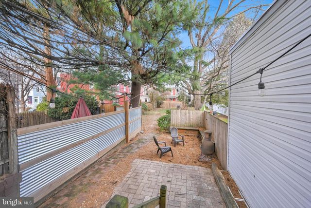 443 W JAMES ST, Lancaster, PA 17603