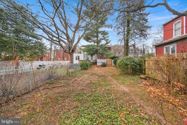 443 W JAMES ST, Lancaster, PA 17603