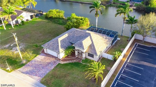 110 SE 16th TER, Cape Coral, FL 33990
