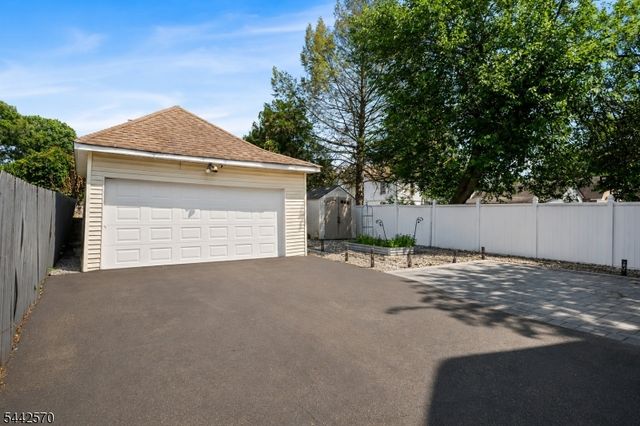 201 Prospect St, Englewood City, NJ 07631