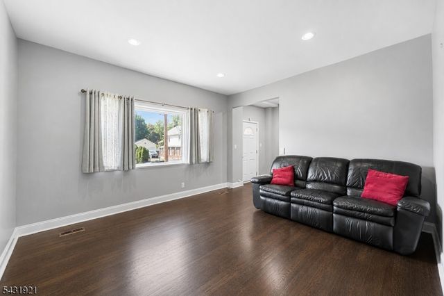 201 Prospect St, Englewood City, NJ 07631