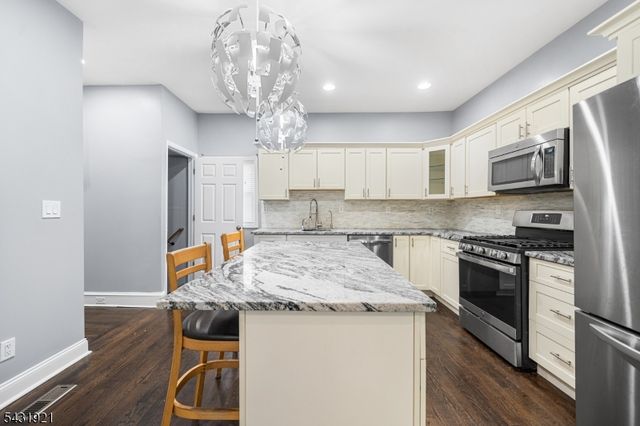 201 Prospect St, Englewood City, NJ 07631