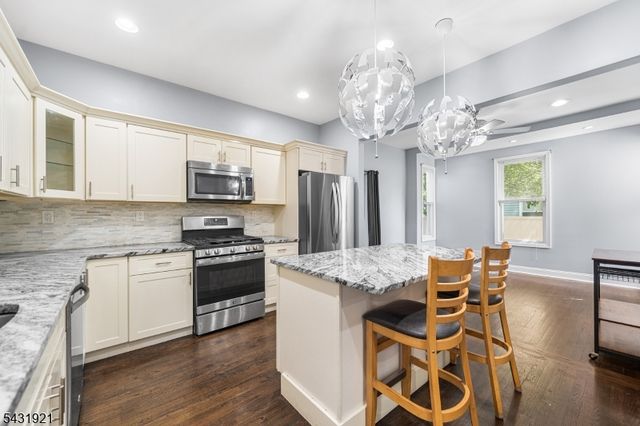 201 Prospect St, Englewood City, NJ 07631