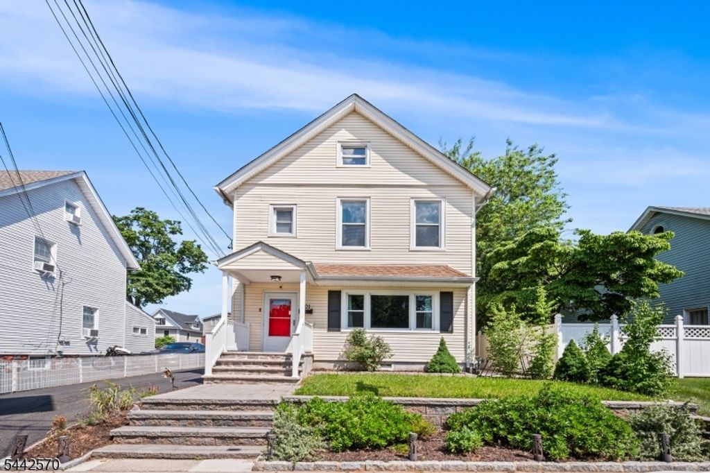 201 Prospect St, Englewood City, NJ 07631