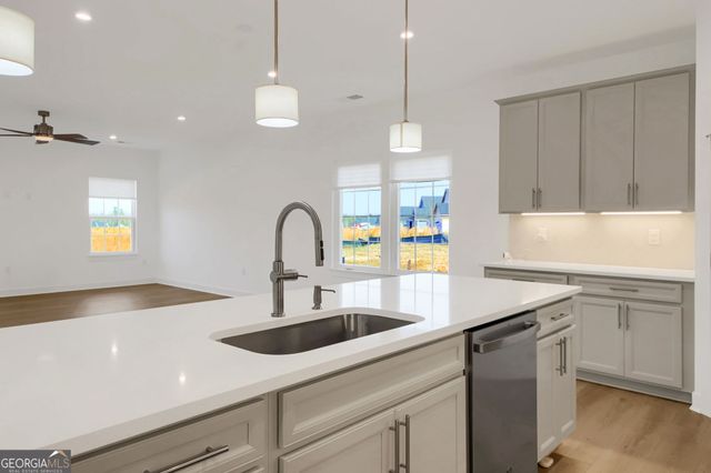 1105 Burlington Court, Mcdonough, GA 30253