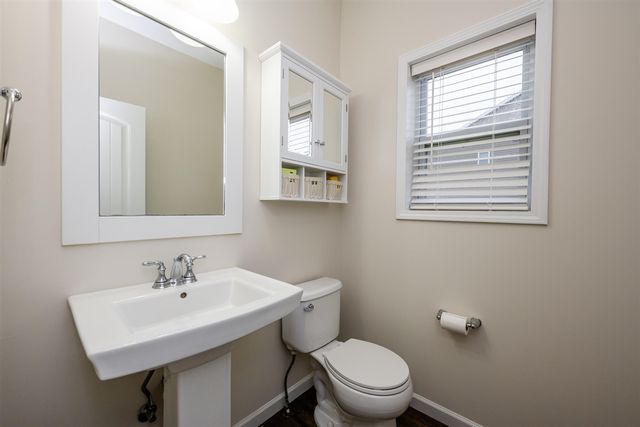 7194 Waltham Drive, Kalamazoo, MI 49009