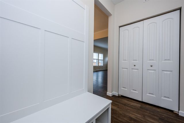 7194 Waltham Drive, Kalamazoo, MI 49009