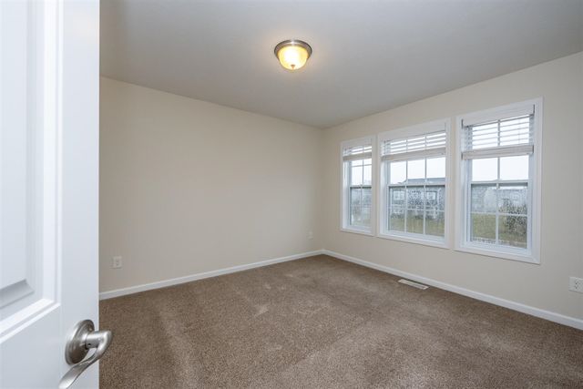 7194 Waltham Drive, Kalamazoo, MI 49009