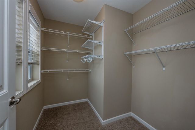 7194 Waltham Drive, Kalamazoo, MI 49009