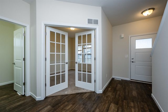 7194 Waltham Drive, Kalamazoo, MI 49009