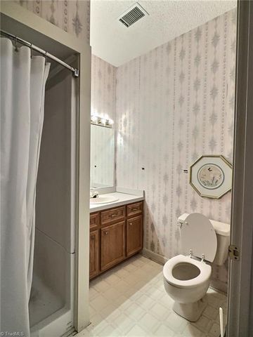5096 S NC Highway 16, Moravian Falls, NC 28654