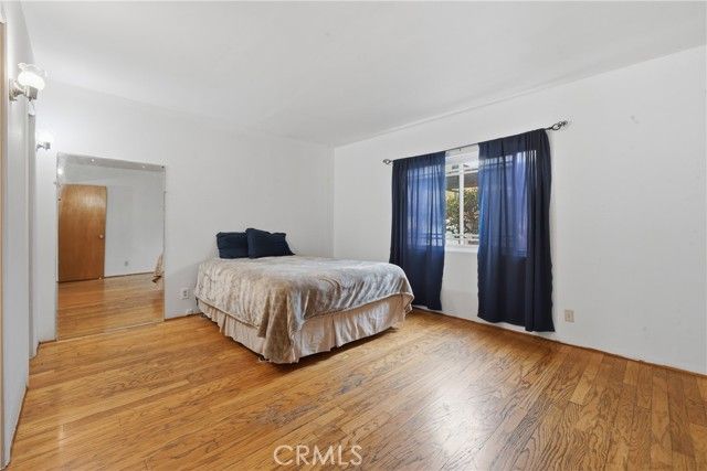 27 W Pleasant, Long Beach, CA 90805