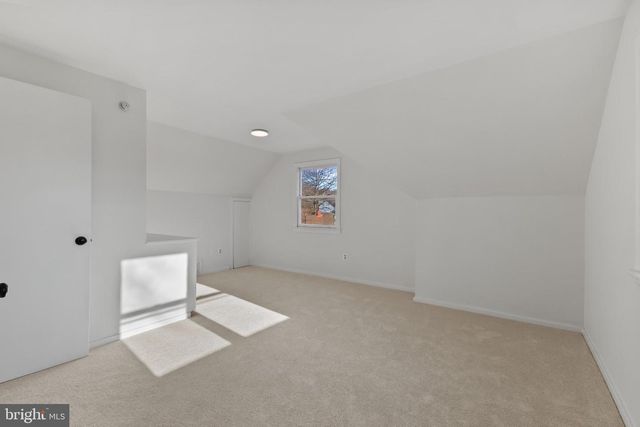 2012 ROLLINS DR, Alexandria, VA 22307