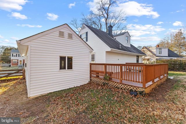 2012 ROLLINS DR, Alexandria, VA 22307