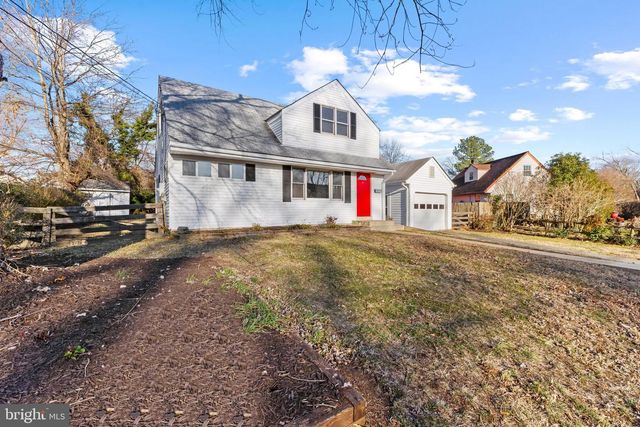 2012 ROLLINS DR, Alexandria, VA 22307