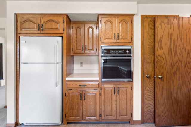917 MYRTLE LANE, Green Bay, WI 54304