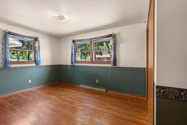 917 MYRTLE LANE, Green Bay, WI 54304
