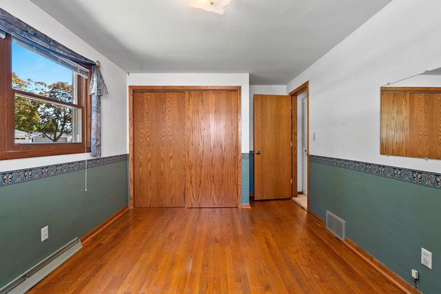 917 MYRTLE LANE, Green Bay, WI 54304