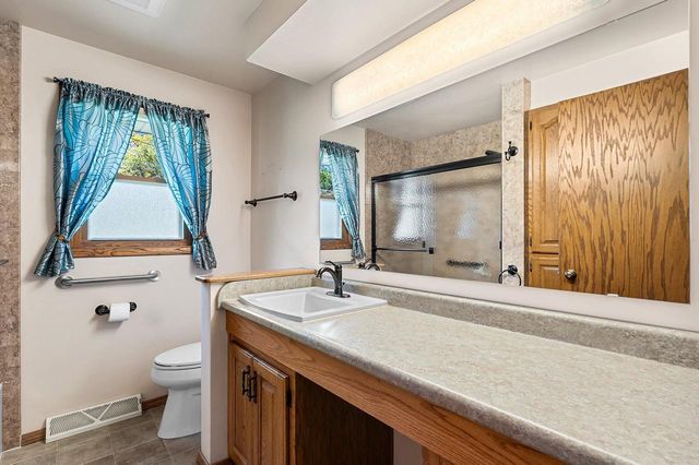 917 MYRTLE LANE, Green Bay, WI 54304
