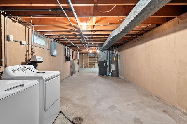 917 MYRTLE LANE, Green Bay, WI 54304