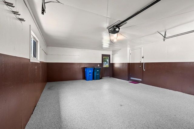 917 MYRTLE LANE, Green Bay, WI 54304