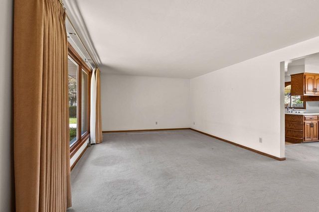 917 MYRTLE LANE, Green Bay, WI 54304
