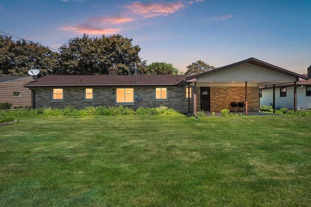 917 MYRTLE LANE, Green Bay, WI 54304