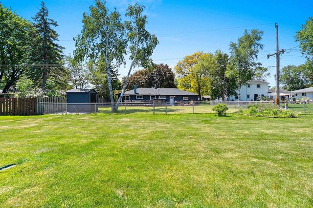 917 MYRTLE LANE, Green Bay, WI 54304