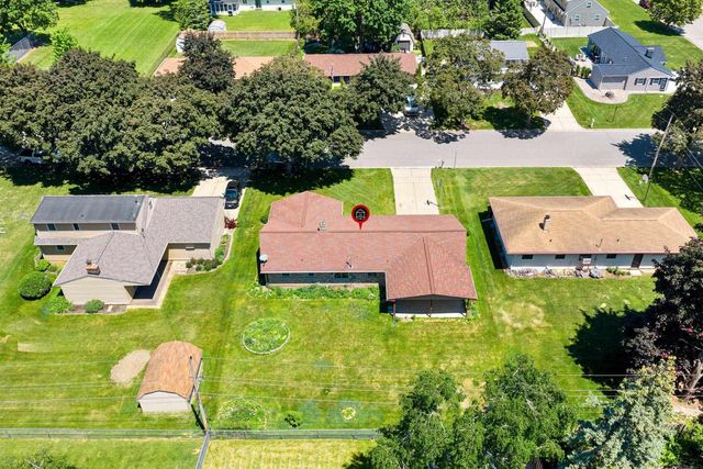 917 MYRTLE LANE, Green Bay, WI 54304