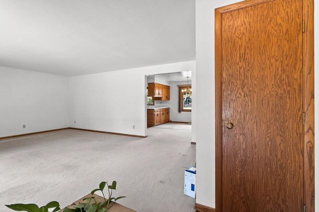 917 MYRTLE LANE, Green Bay, WI 54304