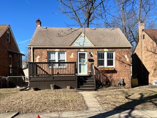 18032 Wildwood Avenue, Lansing, IL 60438