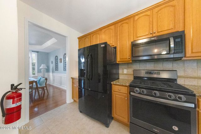 40 Harvest Way, Little Egg Harbor, NJ 08087