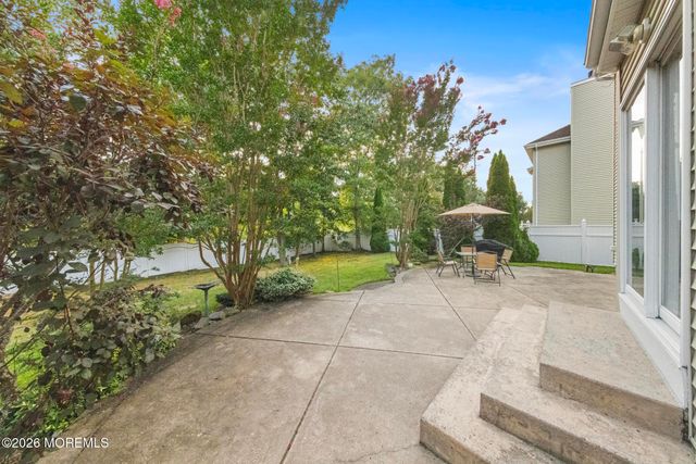 40 Harvest Way, Little Egg Harbor, NJ 08087
